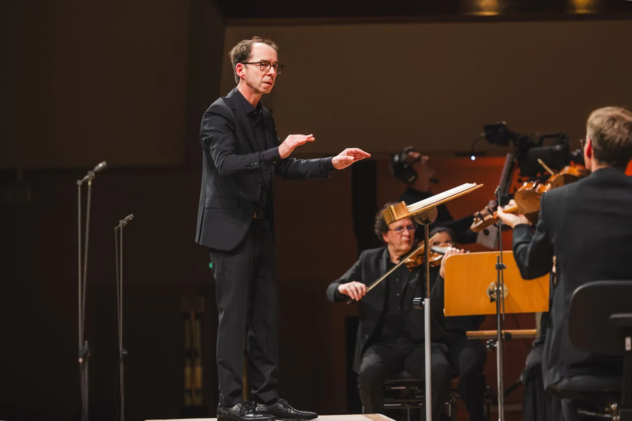 Heinz Ferlesch conducting BARUCCO