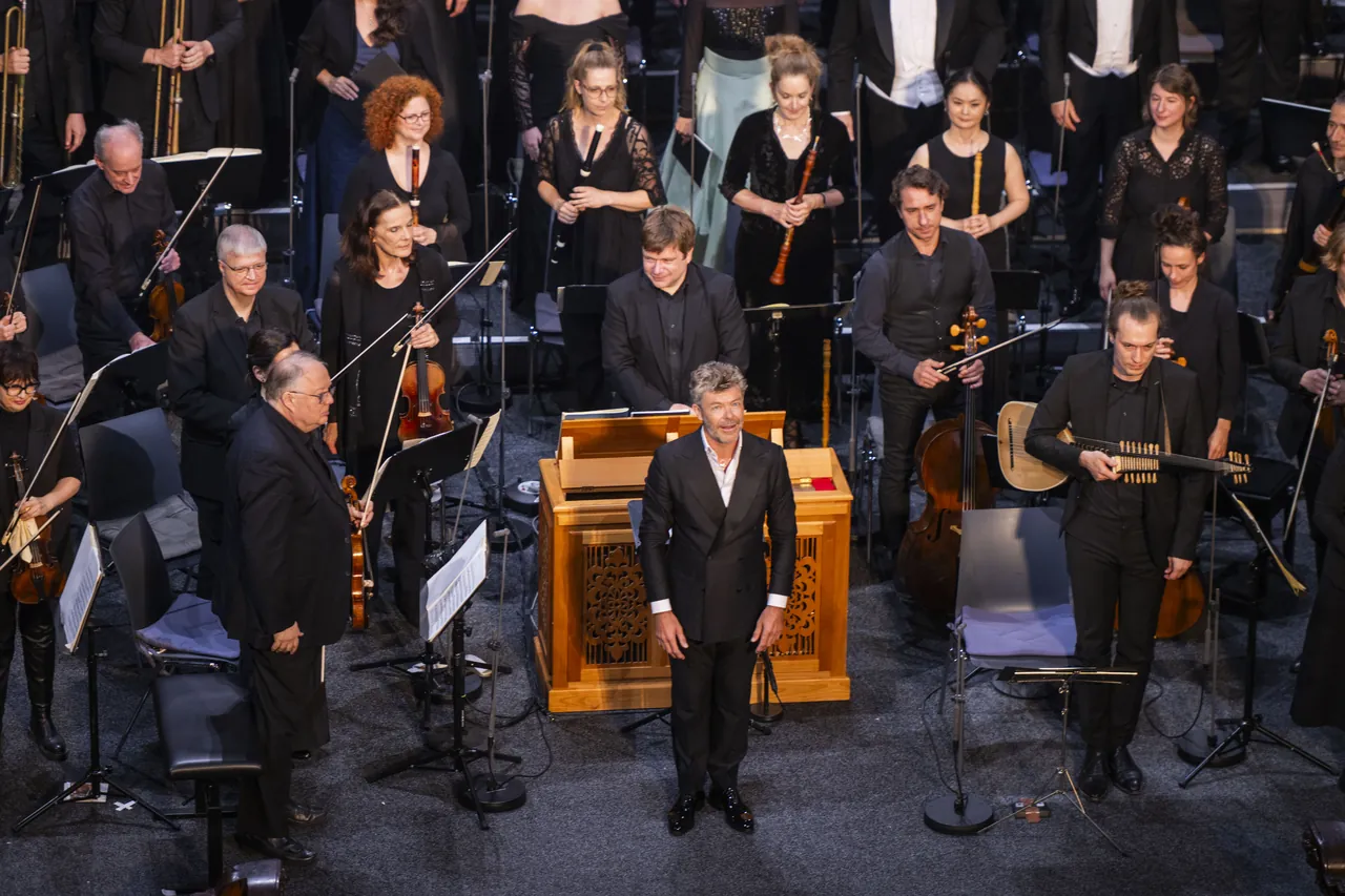 Applause after the concert in the abbey church of Melk