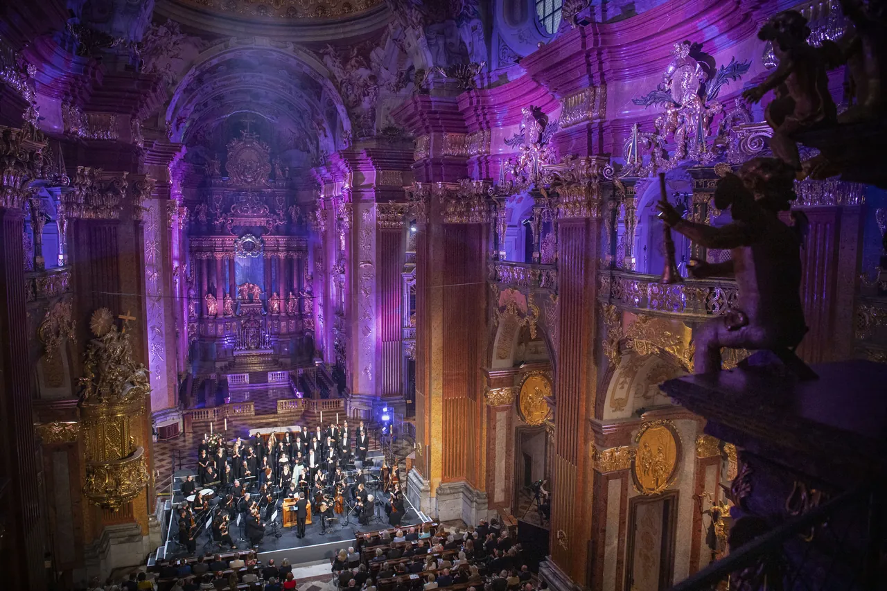 Das Eröffnungskonzert in der Stiftskirche Melk, Blick von der Empore