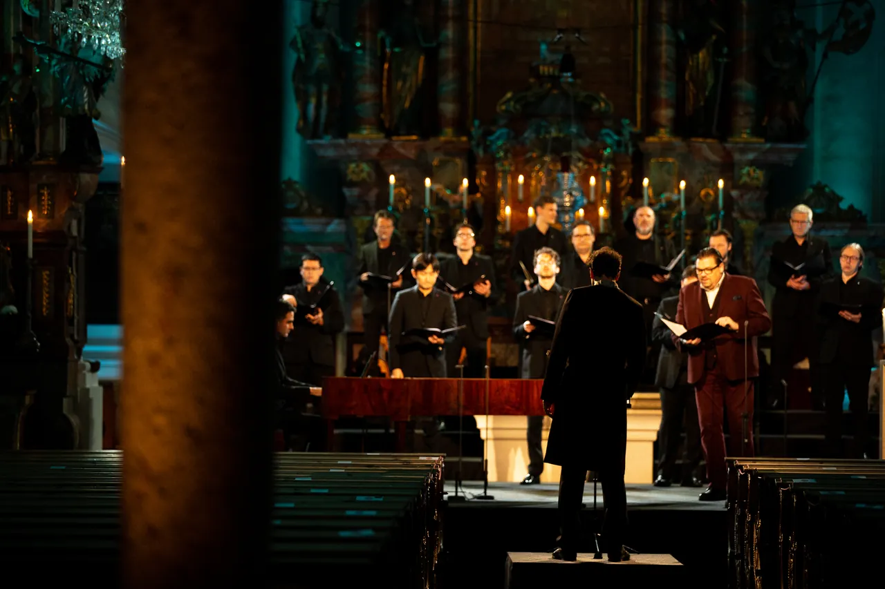 Recording with the Bachchor Salzburg in the parish church of St. Leonhard in Mittersill